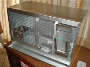 BREEDING CAGES 