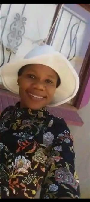 Zim caregiver,babysitter, maids with certificates needs sleep in or sleep out