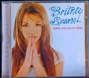 Britney Spears - Baby One more time