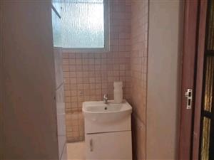 Charming 1-Bedroom Cottage in Secure Wychwood, Germiston  