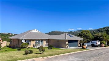 A rare opportunity to own a stylish, easy-living coastal home in a prime golf course setting.