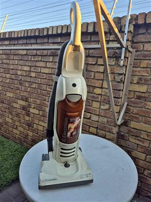Electrolux upright vacuum cleaner 1800w for sale
