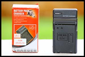 EN-EL14 AC Charger for Nikon