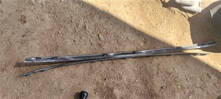 Opel ( Corsa) roof beading 