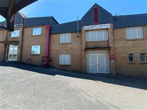 Versatile Warehouse of 378 m² to let in Kya Sands for only R56.50 per M²!