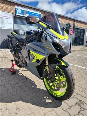 Suzuki GSXR 1000-LO