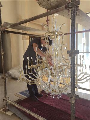 CHANDELIER CLEANING AND REPAIRS WESTERN CAPE