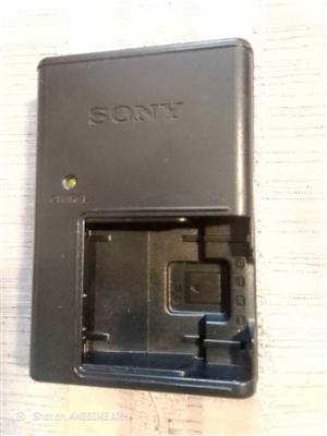 SONY BC-CSD CAMERA BATTERY CHARGER (NP-FTI ,NP-FRI, NP-FDI etc