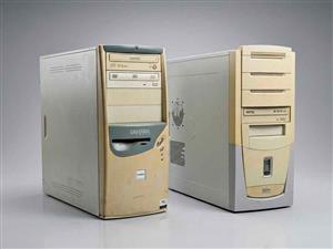 Vintage 2000s ATX Computer PC Towers – For Parts / Sleeper PC Build