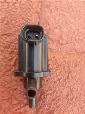 TOYOTA 4GR, 2UZ, 3UZ VACUUM SWITCH. BRAND NEW. FOR VARIOUS OTHER CARS TOO
