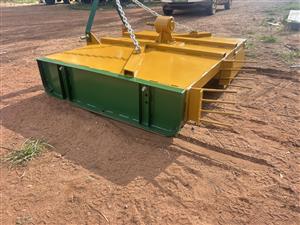 Nuwe haymakers te koop vanaf 1.5 m tot 3 m