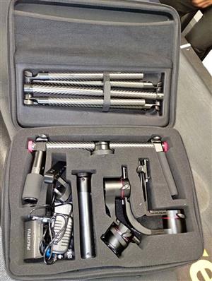 PILOTFLY H2 3-AXIS HANDHELD GIMBAL STABILIZER