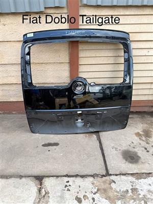 Boot Lid Tailgate With Spoiler for Fiat Doblo 