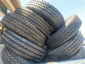 TRUCK TYRES: GOOD SECOND HAND,BRANDNEW AND NEW RETREADED TRUCK TYRES: 0745134568