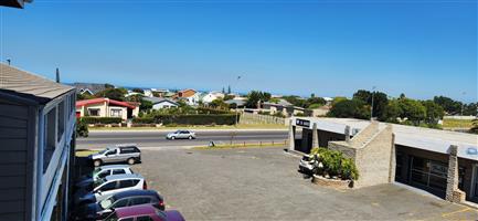 2 Bedroom Flat for sale in Kleinmond