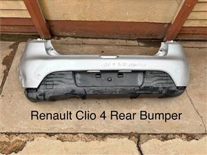 Renault Clio 4 Rear Bumper and Spoiler