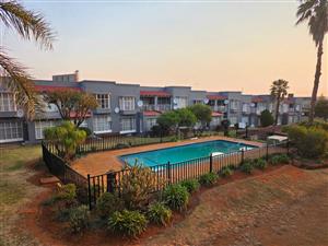 Apartment For Sale in Horizon View