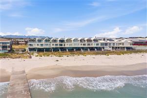 Apartment Rental Monthly in Lagoon Beach