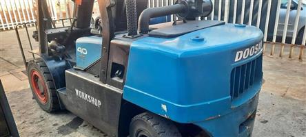 Forklift Doosan 4 ton For Sale