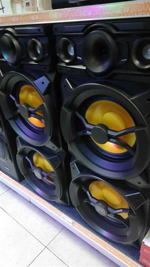 Brand new 1200W speakers