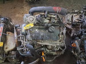 COMPLETE VW GOLF 5 1.9L TDI BXE ENGINE FOR SALE
