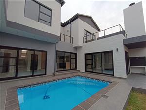 House For Sale in Midstream Estate