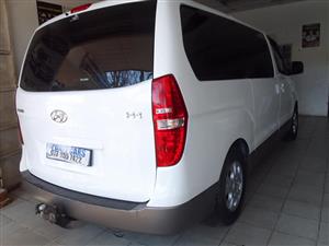 2015 hyundai H1 2.5 CRDI AUTO  Service Book White color 112000km 