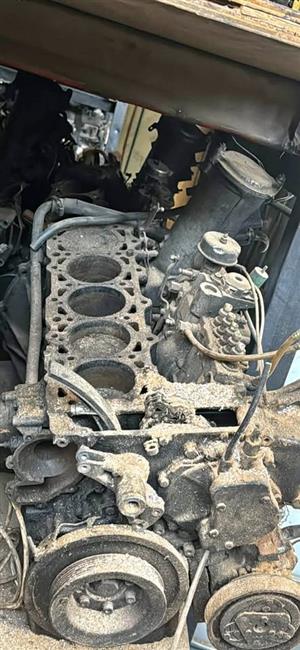Mercedes sprinter 662 Sub assembly with diesel pump.