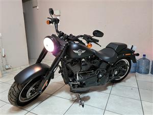 2016 HARLEY DAVIDSON FAT BOY S WITH SCREAMIN EAGLE 110 MOTOR ONLY 1476km