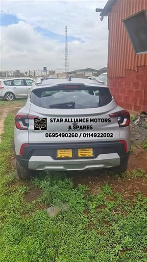 RENAULT KIGER 2023 STRIPPING FOR SPARES