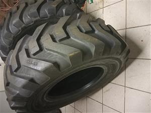 Durable.  17.5-25 grader/loader. New