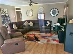 3 Beds 1.5 Baths House