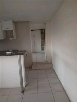 🏡 2-BEDROOM COTTAGE TO LET – KENSINGTON, JOHANNESBURG  📍 