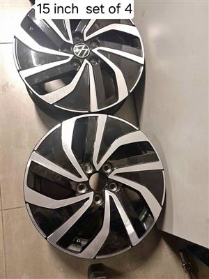 Polo 8 tsi mag rims in good condition