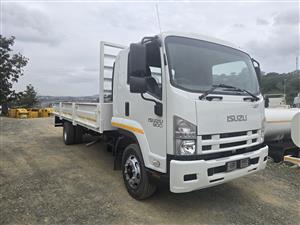 T819- 2015 ISUZU FTR800 AMT DROPSIDE BODY TRUCK