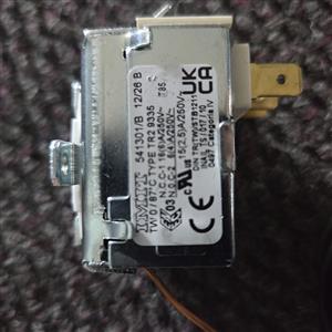 Dihr Dishwasher Boiler Tank Thermostat.