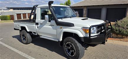 2019 Land Cruiser V8 S/C 