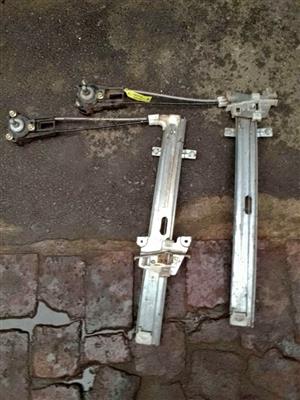 Mazda 323 right front window mechanism