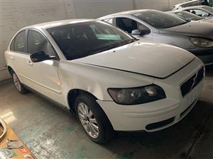 2005 VOLVO S40 2.0