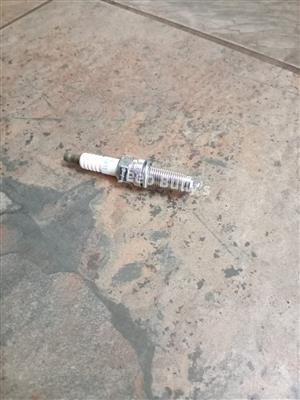 2.0 Jeep Spark Plugs