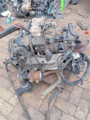 A 180 CDI engine for sale or for stripping parts 