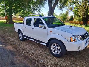 Nissan NP 300 YD 25 tdi 2016 model