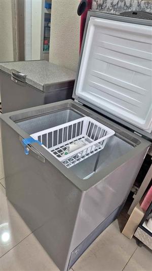 Defy 195L Freezer metallic