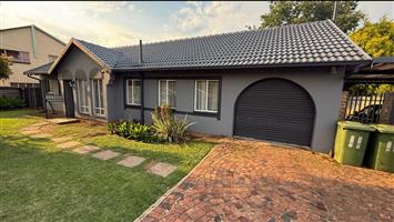 House For Sale in Brackendowns