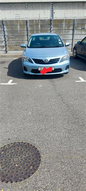 2015 Toyota quest very good condition 