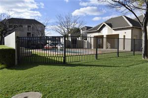 Cozy 1 bedroom ground unit for sale in Klippoortjie