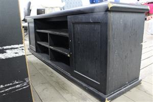 BLACK WOODEN PLASMA TV STAND(S067244A)