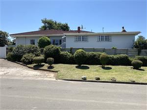 The Perfect Address For Work Or Home - Large, Well Maintained Property For Sale In Central, Mthatha