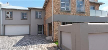 House For Sale in Beyerspark