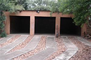 Small Holding For Sale in Rhenosterspruit